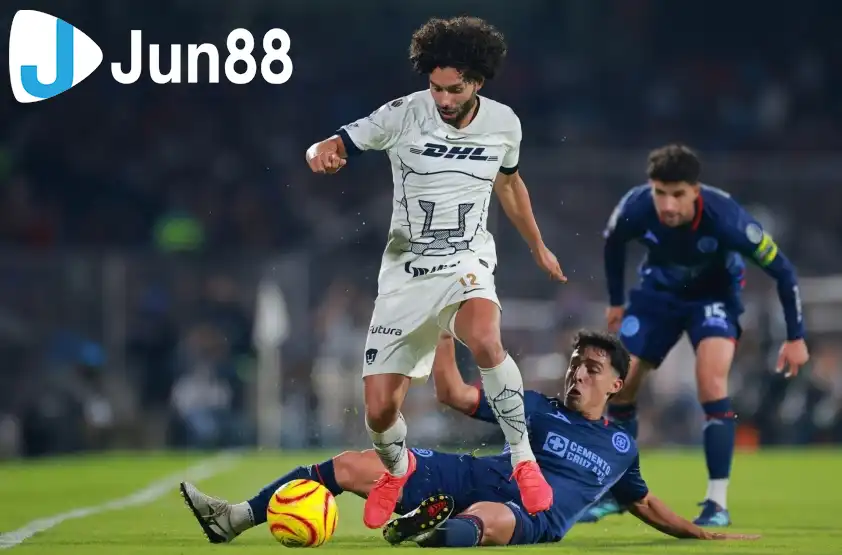 Cruz Azul đang thể hiện sức mạnh vượt trội so với UNAM Pumas.